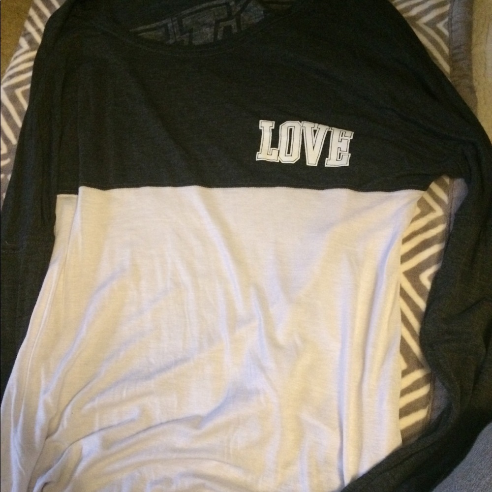 Long sleeve shirt